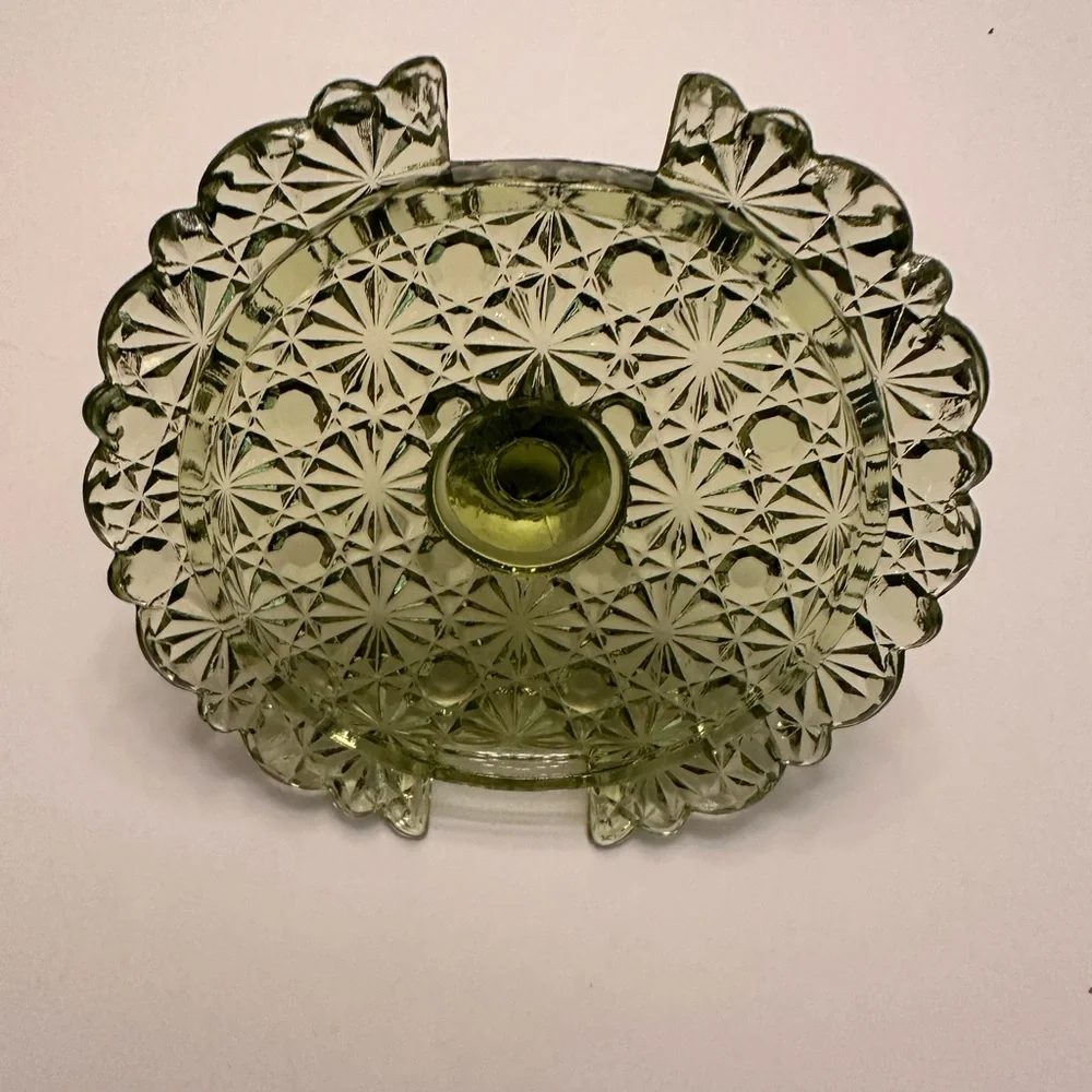 Elegant Green Patterned Glass Jar with Lid - Picture 4 of 9